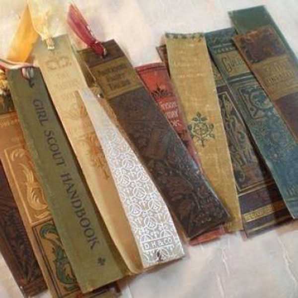 old-books-into-bookmarks