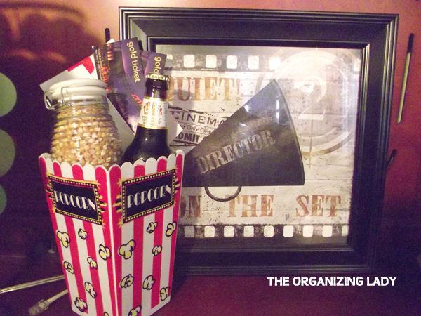 http://organizinglady.com/wp-content/uploads/2015/07/movie-lover-gift-basket.jpg