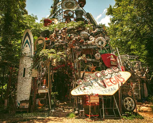cathedral_of_junk-by_jaimeibarra