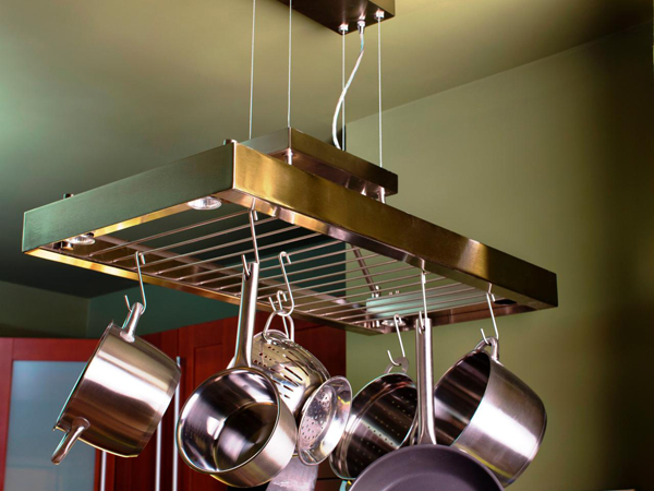 pots-ceiling-rack